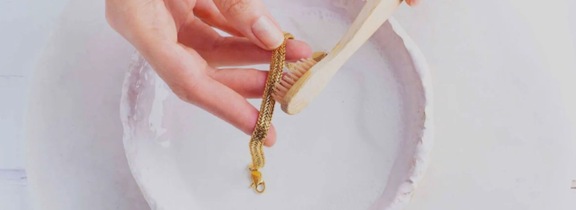 Cómo Limpiar las Joyas: Una Guía Completa