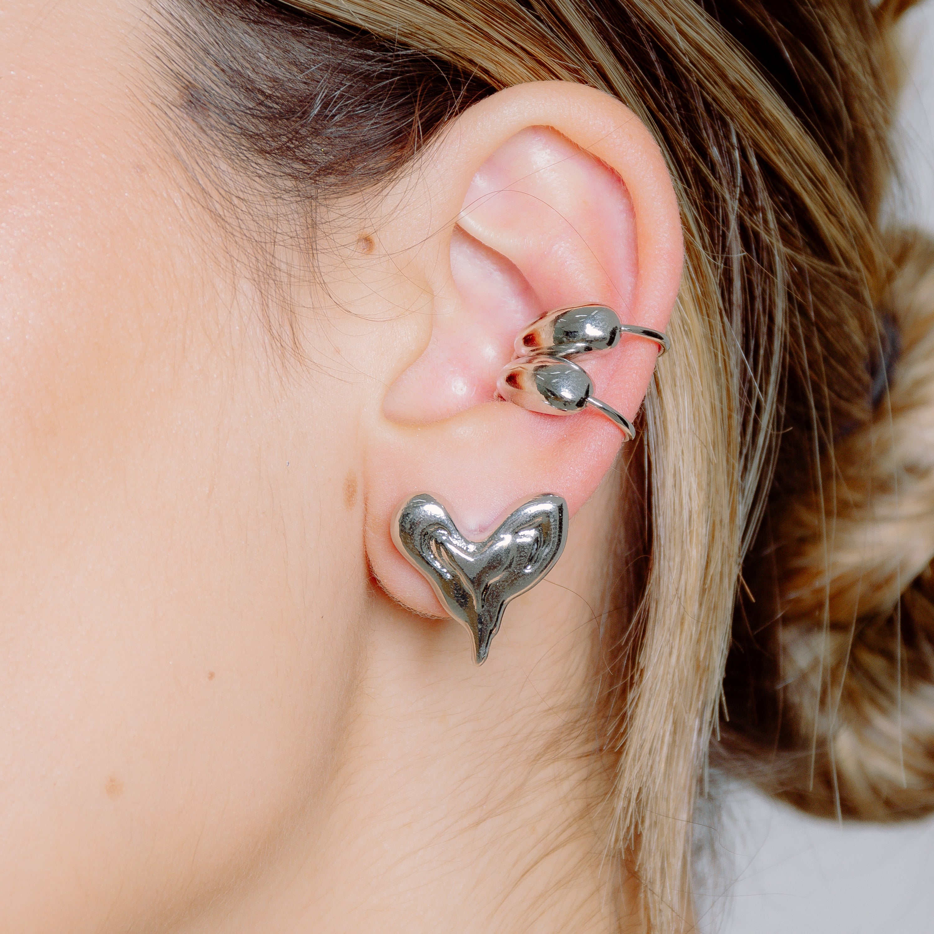 Melted love earrings