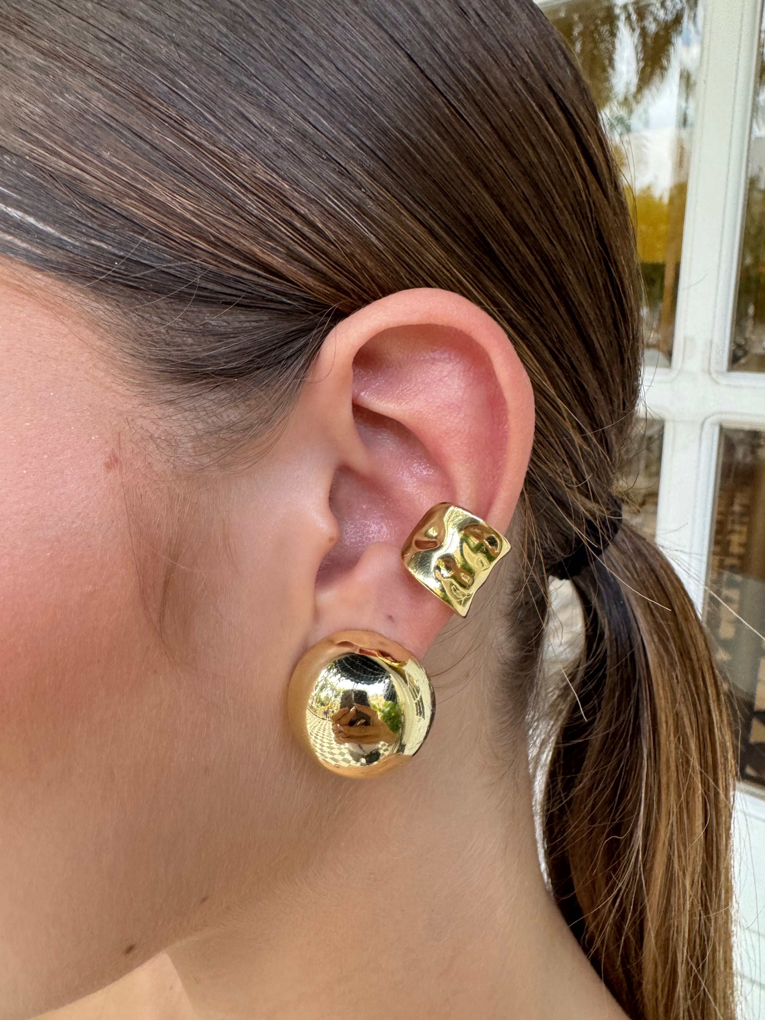 Marea gold Earcuff